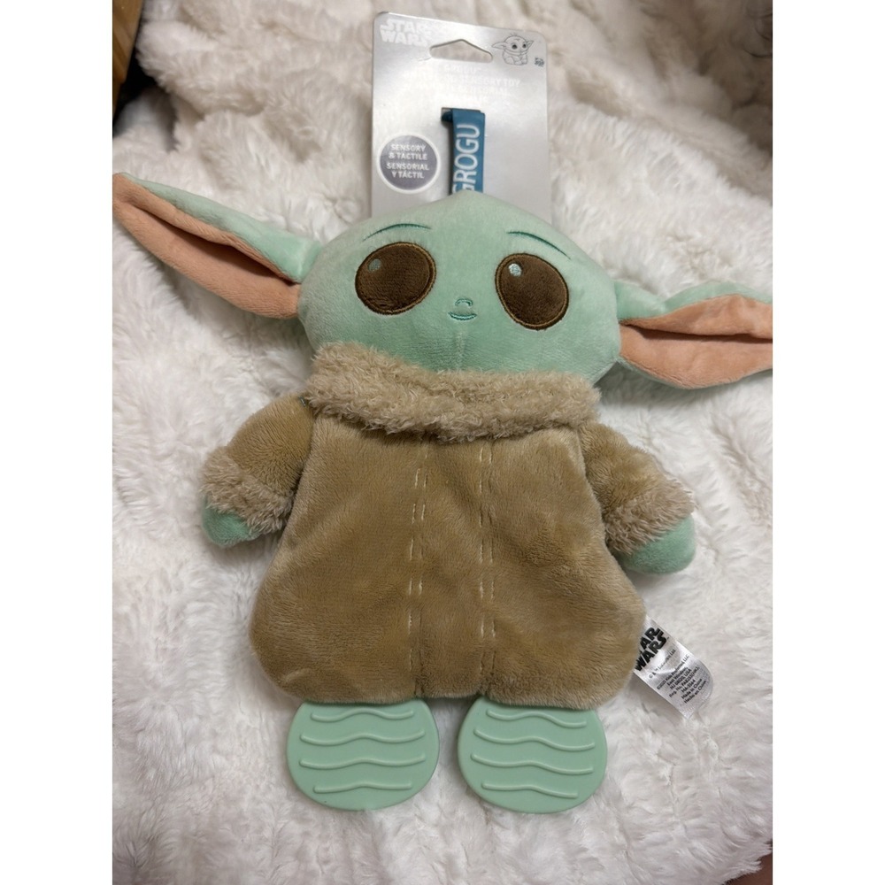 Kids Preferred Grogu On-The-Go Sensory Toy Green Star Wars Baby Activity Toy NEW